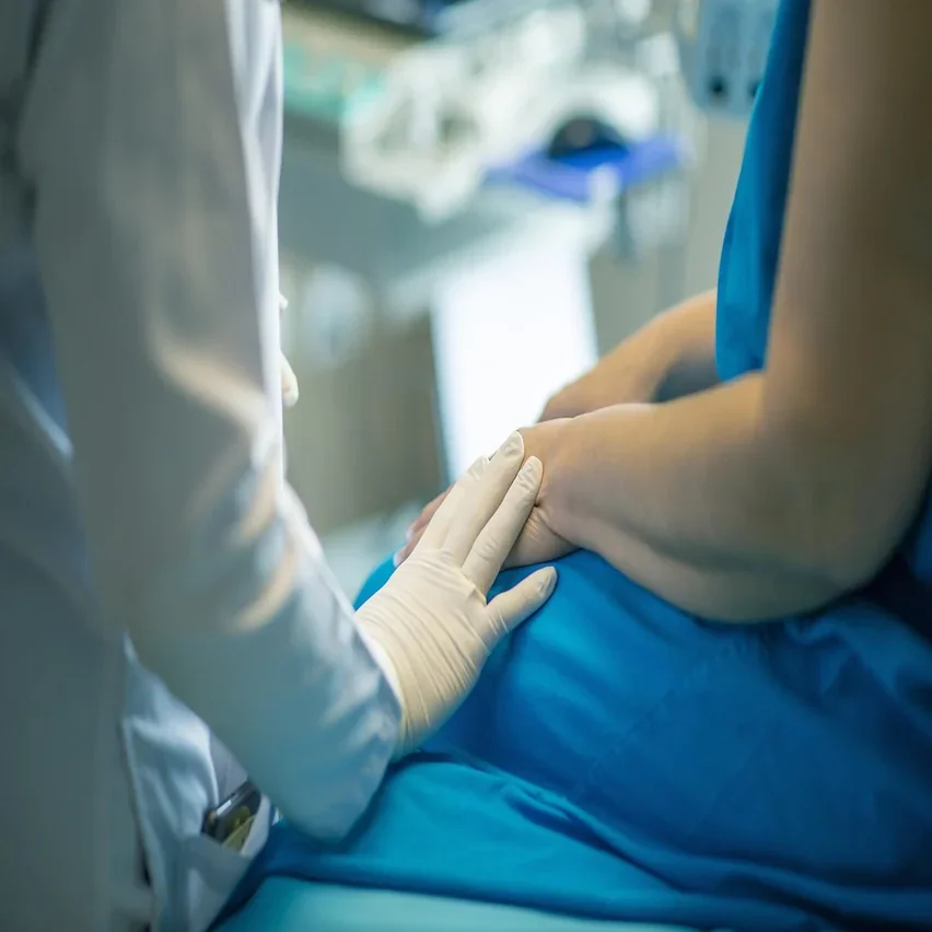 Seguro de salud para autónomos: deducción fiscal completa 2026